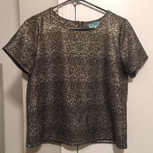 Black and gold crop top